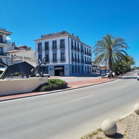 En Frente Al Puerto! * Dénia
