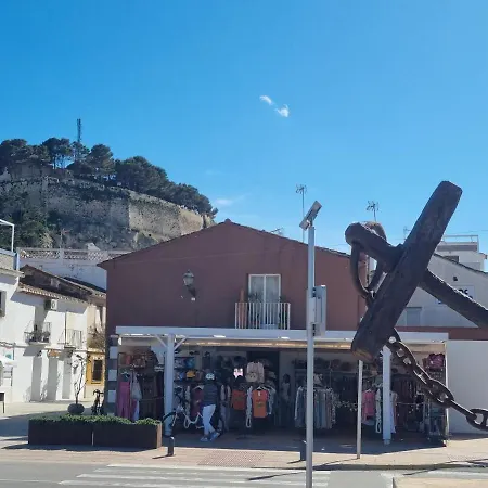 En Frente Al Puerto! * Dénia