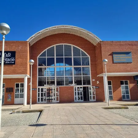 En Frente Al Puerto! * Denia