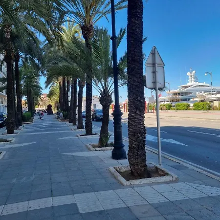 Daire En Frente Al Puerto! *