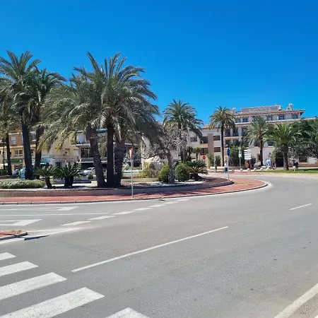 En Frente Al Puerto! * Denia