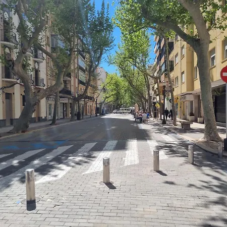 En Frente Al Puerto! * Dénia