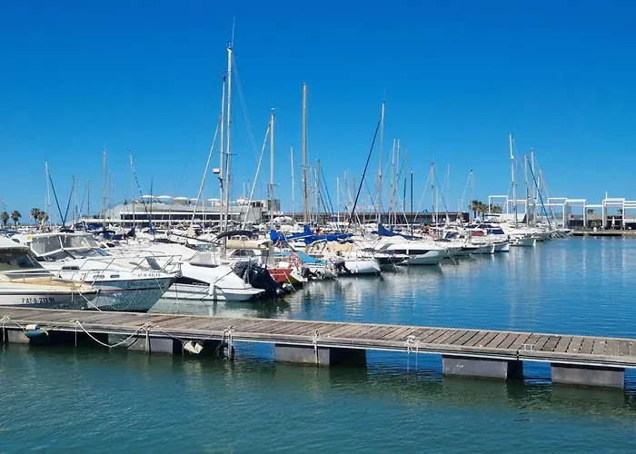 Apartamento En Frente Al Puerto!