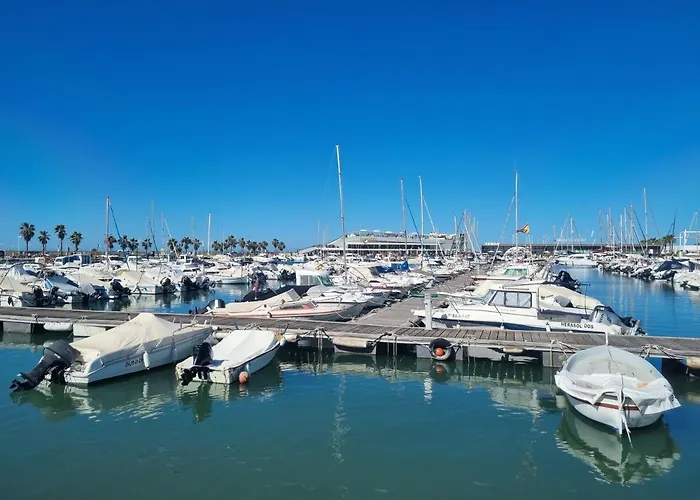 En Frente Al Puerto! Dénia