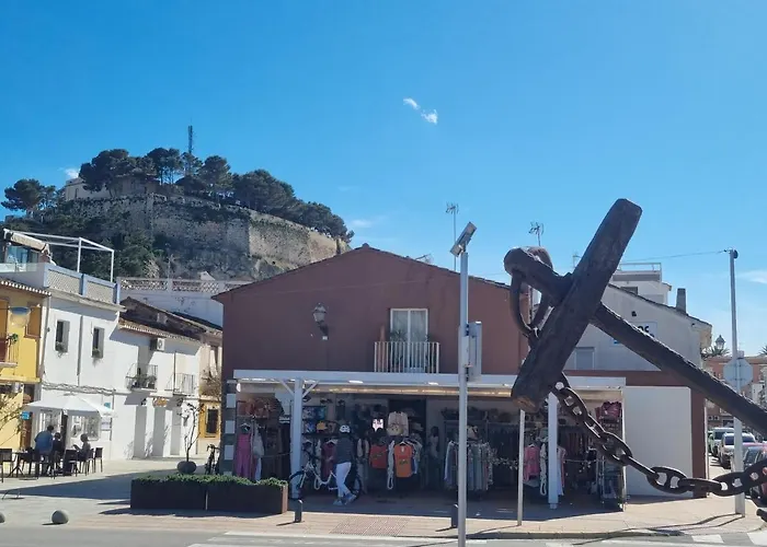 En Frente Al Puerto! * Dénia